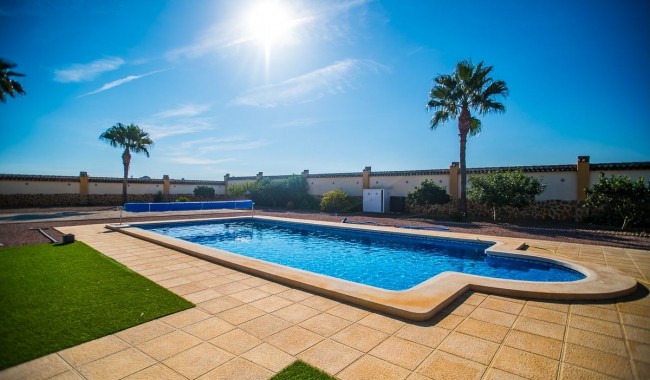 Resale - Villa - Catral