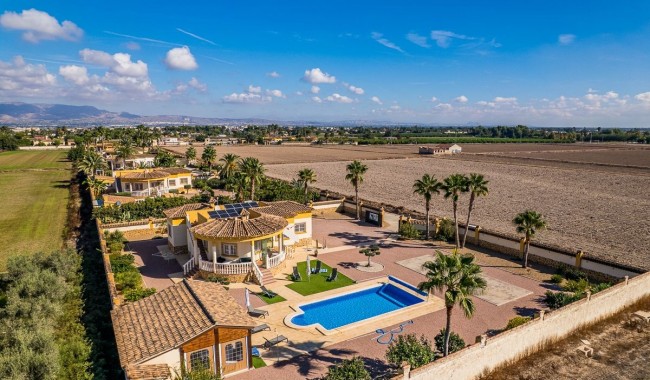 Resale - Villa - Catral