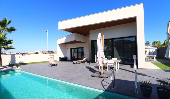Brukt - Villa - Formentera del Segura - Fincas de La Vega