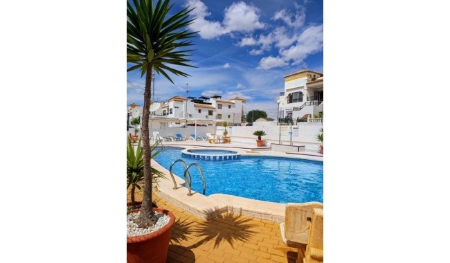 Segunda mano - Apartamento - Orihuela - Entre Naranjos Vistabella