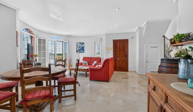 Segunda mano - Villa - Orihuela Costa - Villamartín