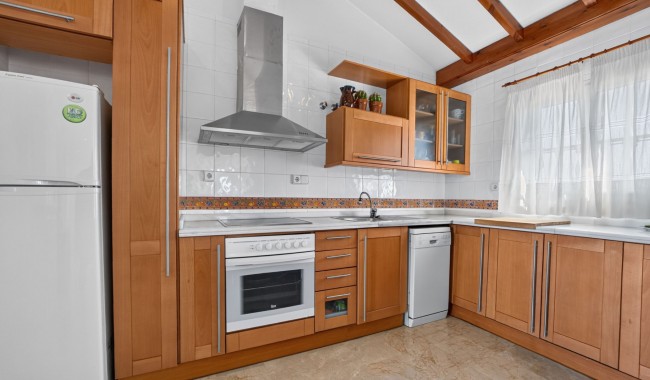 Segunda mano - Villa - Orihuela Costa - Villamartín