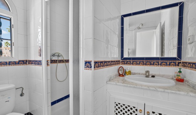 Segunda mano - Villa - Orihuela Costa - Villamartín