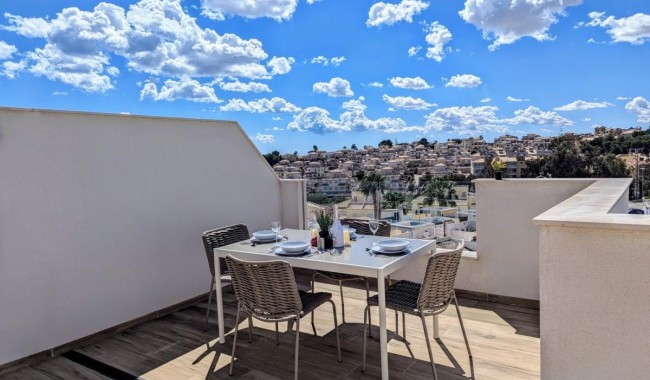 Resale - Apartment - Villamartín
