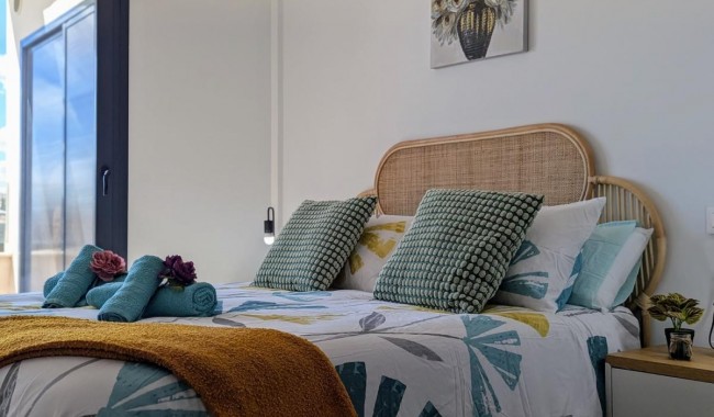 Resale - Apartment - Villamartín