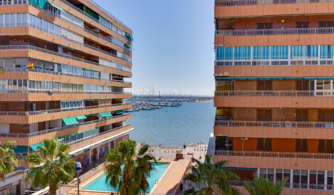 Resale - Apartment - Torrevieja - Playa de La Acequion