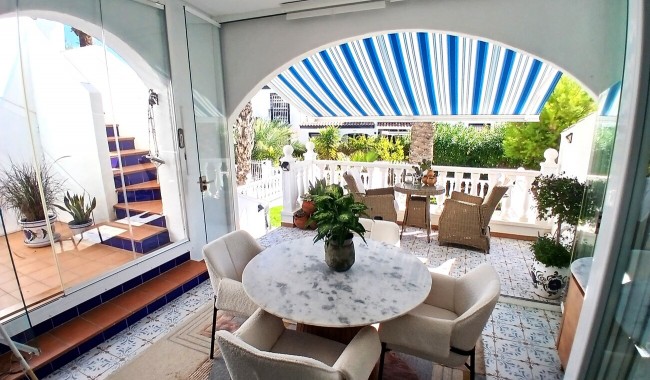 Resale - Townhouse - Villamartín - Orihuela Costa