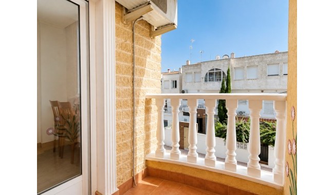 Resale - Apartment - Torrevieja - Playa del cura