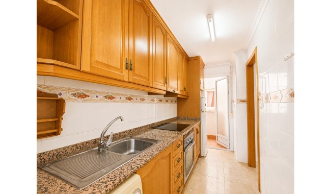 Resale - Apartment - Torrevieja - Playa del cura