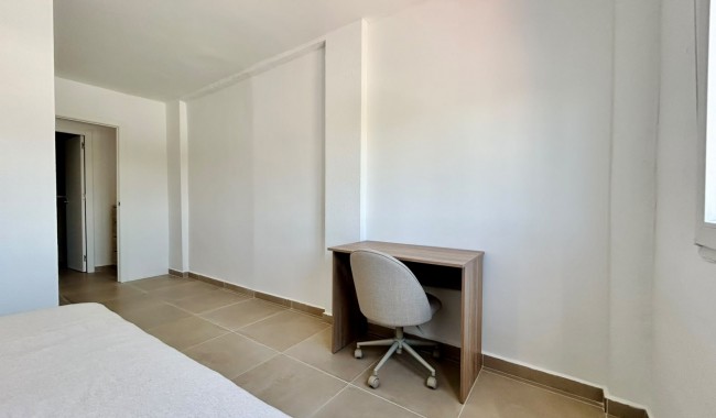 Resale - Apartment - Torrevieja - San Luis