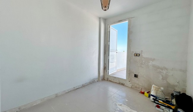 Resale - Apartment - Torrevieja - San Luis