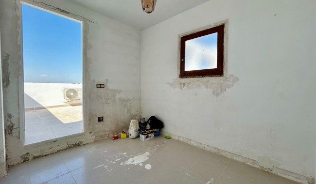 Resale - Apartment - Torrevieja - San Luis
