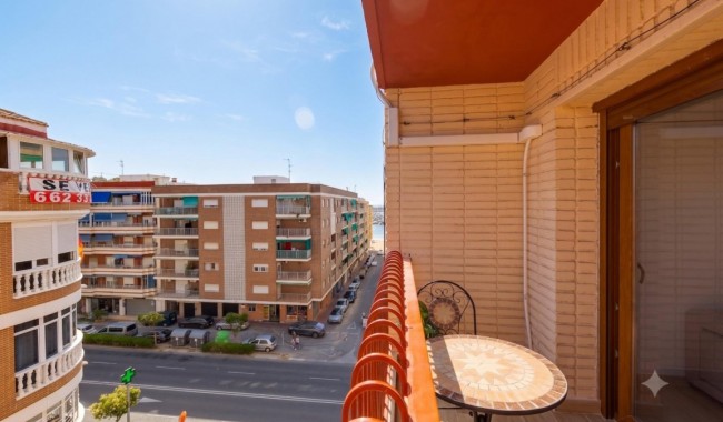 Resale - Apartment - Playa del Acequion