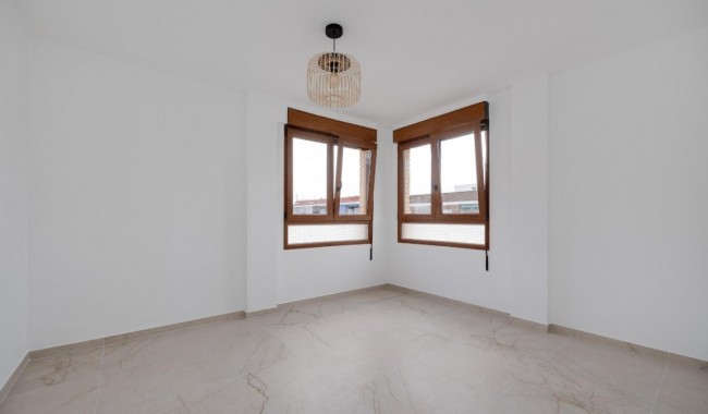 Resale - Apartment - Playa del Acequion