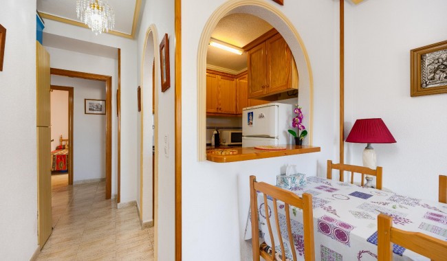 Resale - Apartment - Torrevieja - Playa de La Acequion