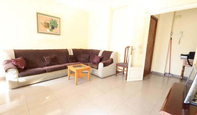 Resale - Apartment - Torrevieja - Centro