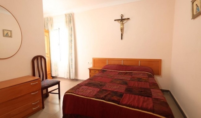Resale - Apartment - Torrevieja - Centro