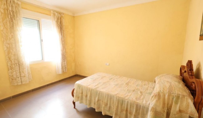 Resale - Apartment - Torrevieja - Centro