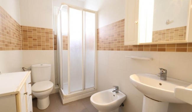 Resale - Apartment - Torrevieja - Centro