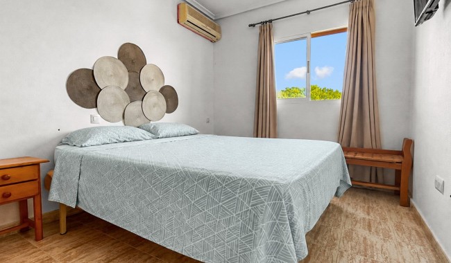Sprzedaż - Apartament - Mil Palmeras