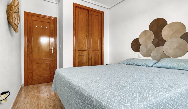 Sprzedaż - Apartament - Mil Palmeras