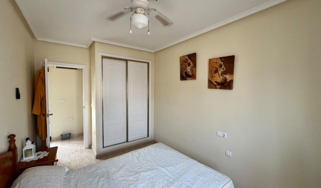 Begagnad - Quatro hus - Villamartín - PAU 8