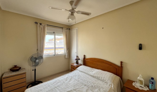 Begagnad - Quatro hus - Villamartín - PAU 8