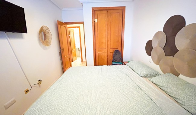 Sprzedaż - Apartament - Mil Palmeras