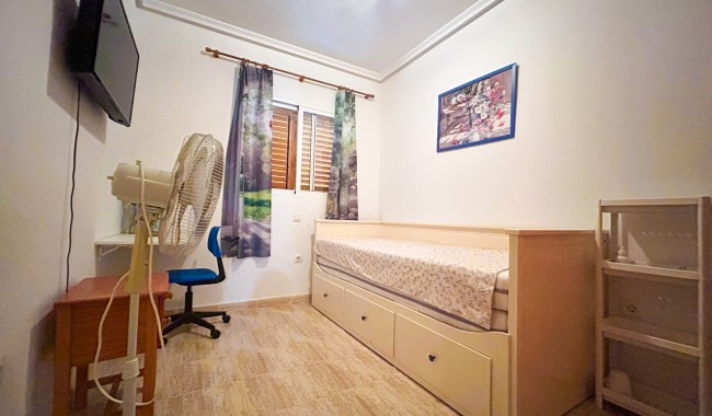 Sprzedaż - Apartament - Mil Palmeras
