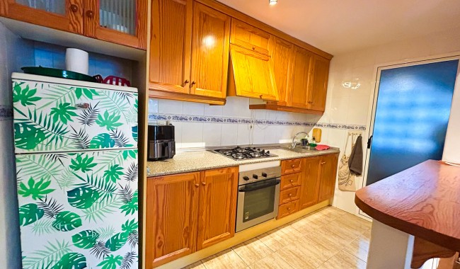 Sprzedaż - Apartament - Mil Palmeras