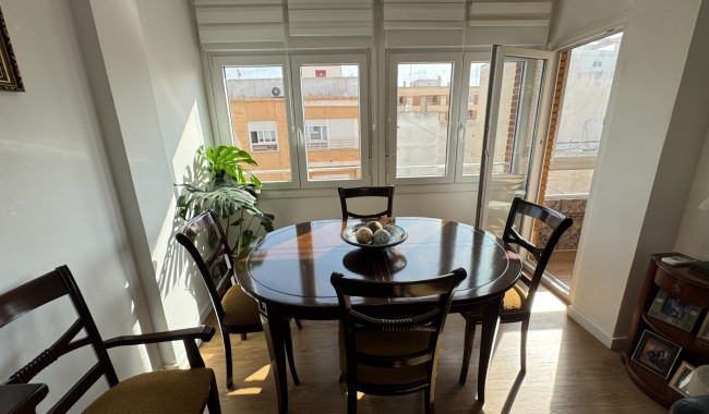 Sprzedaż - Apartament - Guardamar