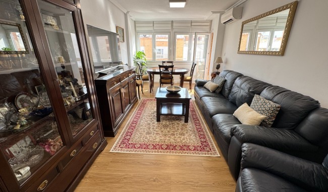 Sprzedaż - Apartament - Guardamar