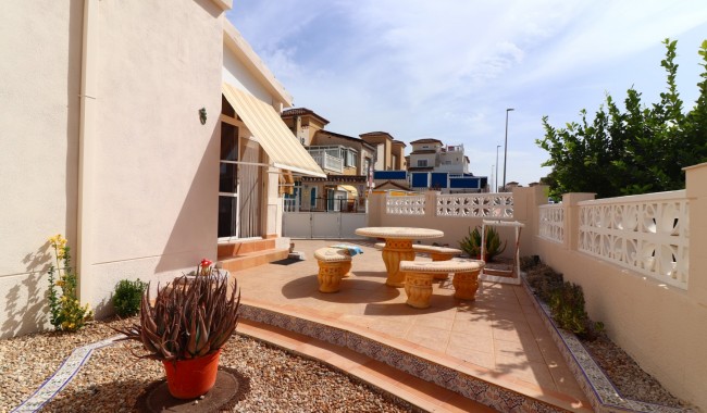 Resale - Quatro house - Algorfa - Montebello