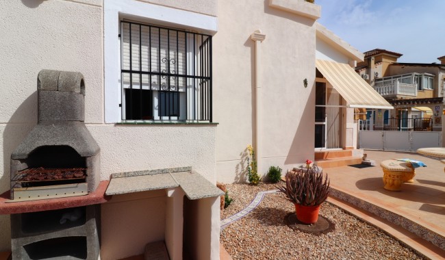 Resale - Quatro house - Algorfa - Montebello