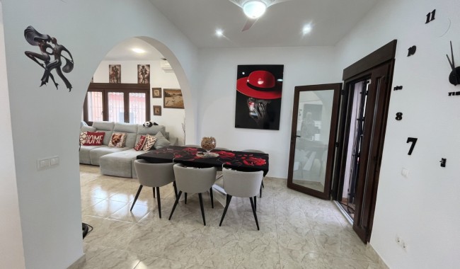 Resale - Villa - Daya Vieja