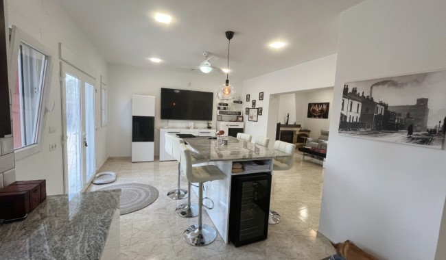 Resale - Villa - Daya Vieja