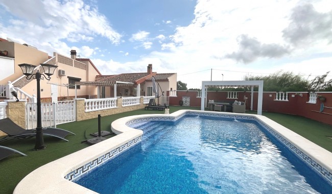 Resale - Villa - Daya Vieja