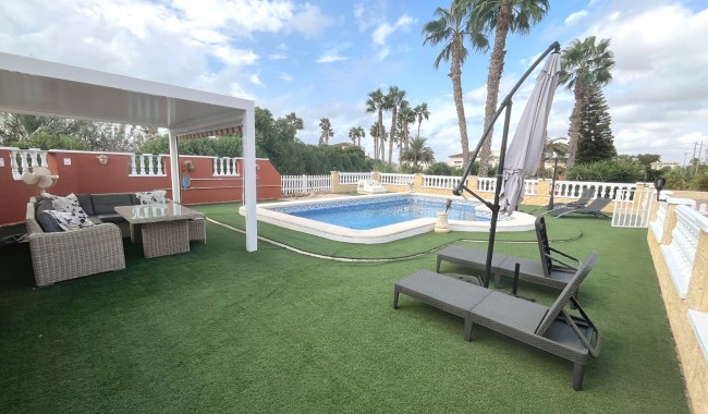 Resale - Villa - Daya Vieja