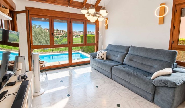 Resale - Villa - Algorfa - La Finca golf
