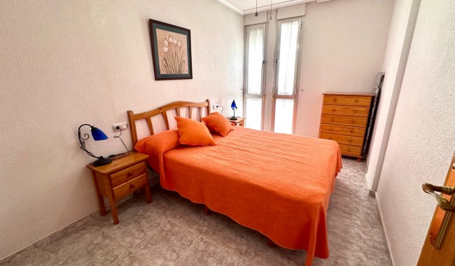 Resale - Apartment - Guardamar - CENTRO
