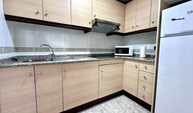 Resale - Apartment - Guardamar - CENTRO