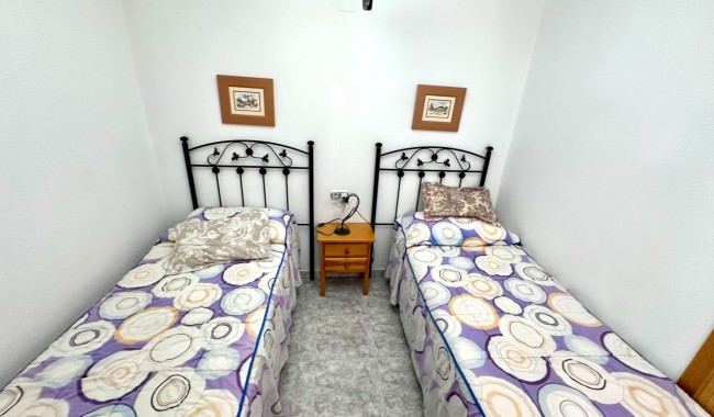 Resale - Apartment - Guardamar - CENTRO