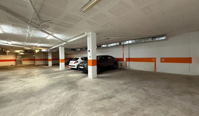 Brukt - Parkering - Torrevieja - Centro