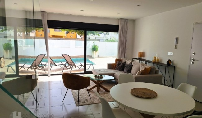 Segunda mano - Villa - San Pedro del Pinatar - San Pedro del Pinatar ciudad