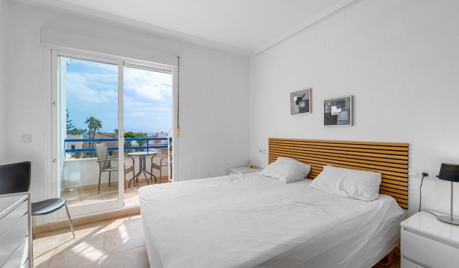 Sprzedaż - Apartament - Torrevieja