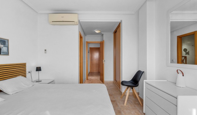 Sprzedaż - Apartament - Torrevieja