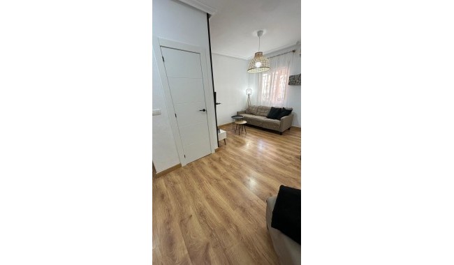 Sprzedaż - Apartament - Orihuela costa