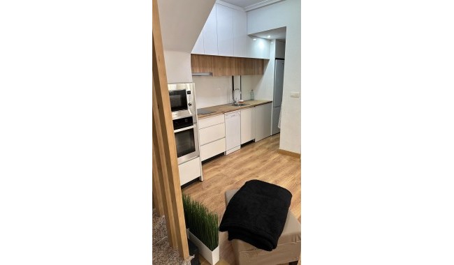 Sprzedaż - Apartament - Orihuela costa