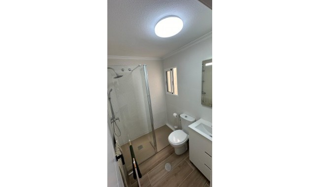 Sprzedaż - Apartament - Orihuela costa