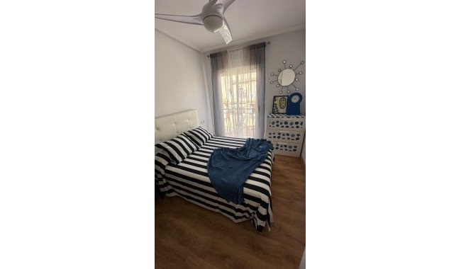 Sprzedaż - Apartament - Orihuela costa